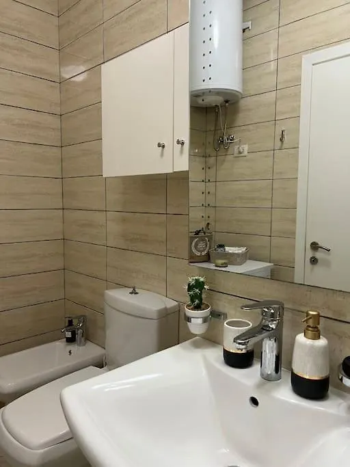 Rizz Apartment 2 Τίρανα